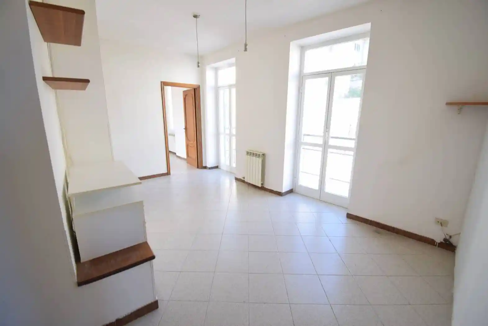 Appartamento in vendita a Diano Castello
