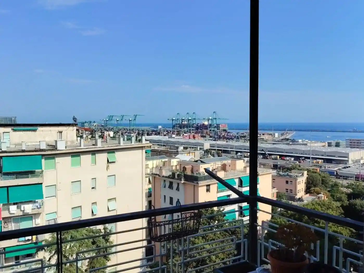 Appartamento in vendita a Genova