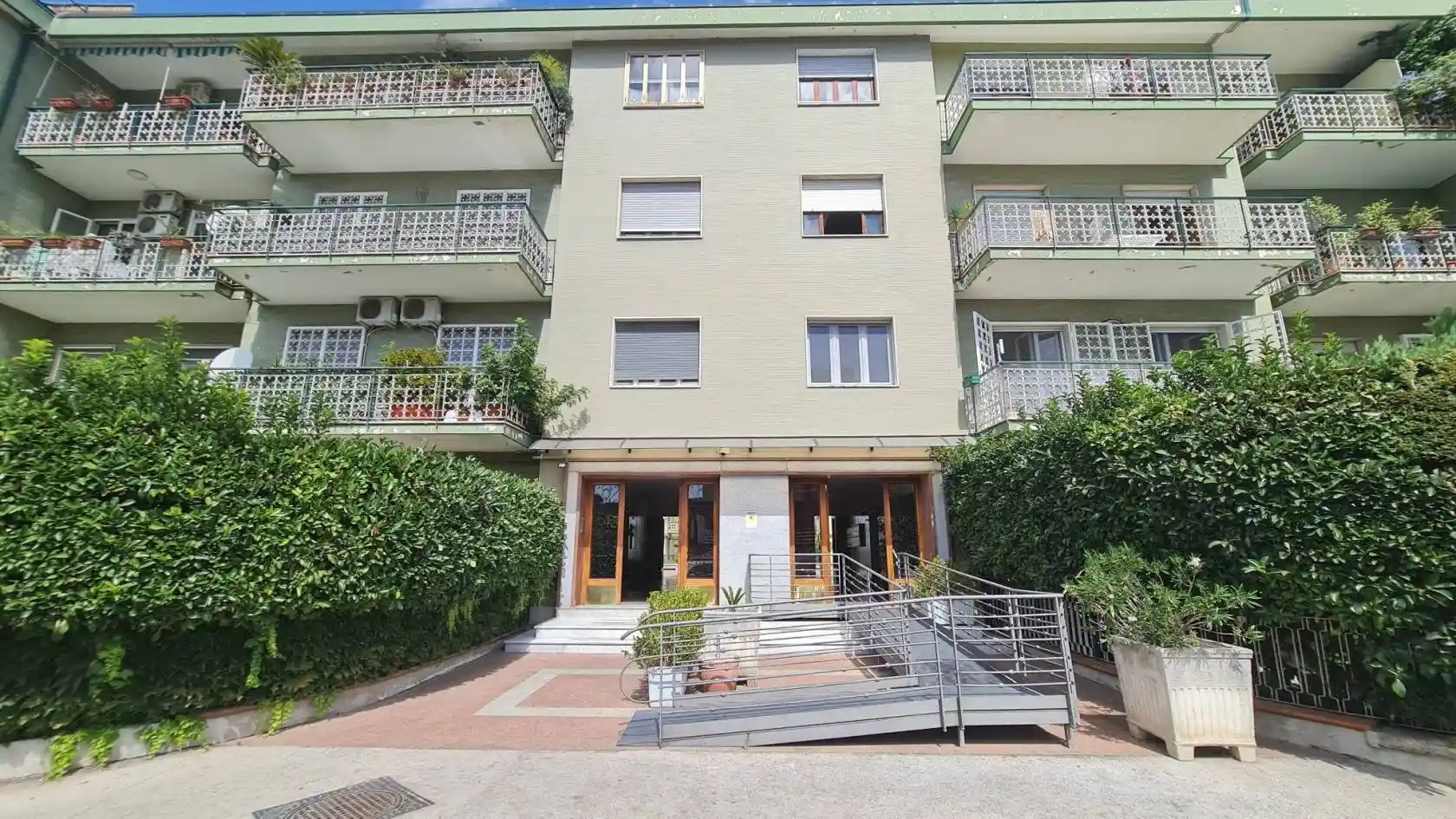 Appartamento in affitto a Napoli