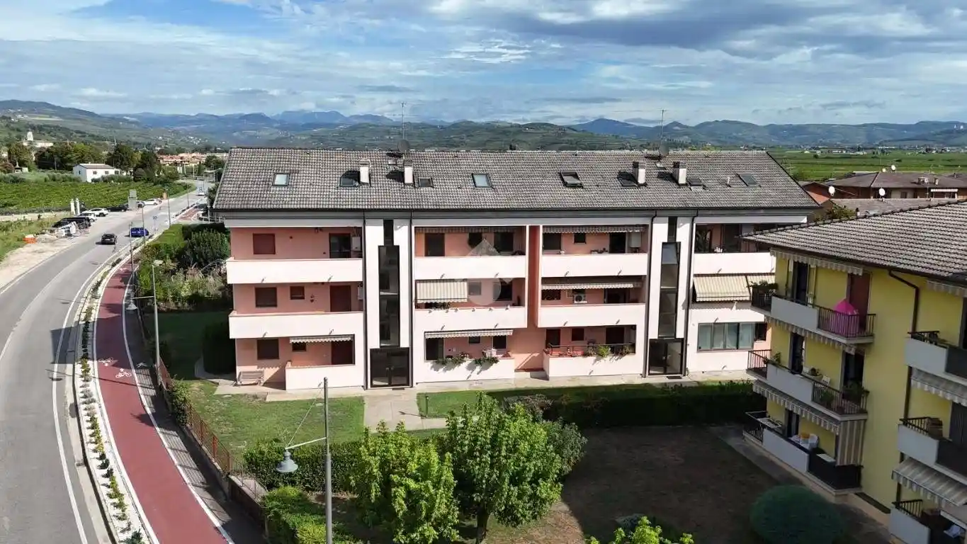 Appartamento in vendita a Lavagno