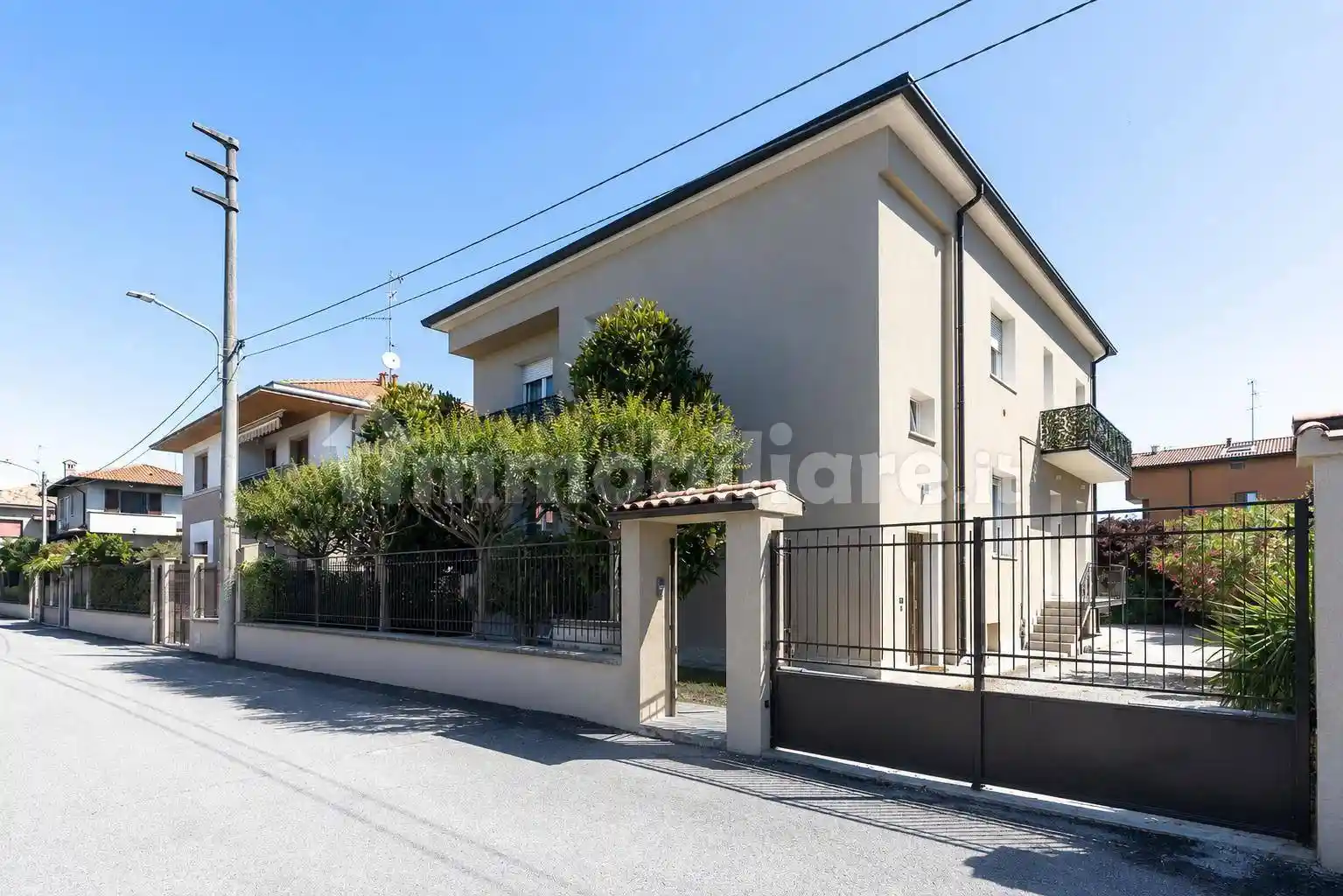 Villa in vendita a Biassono