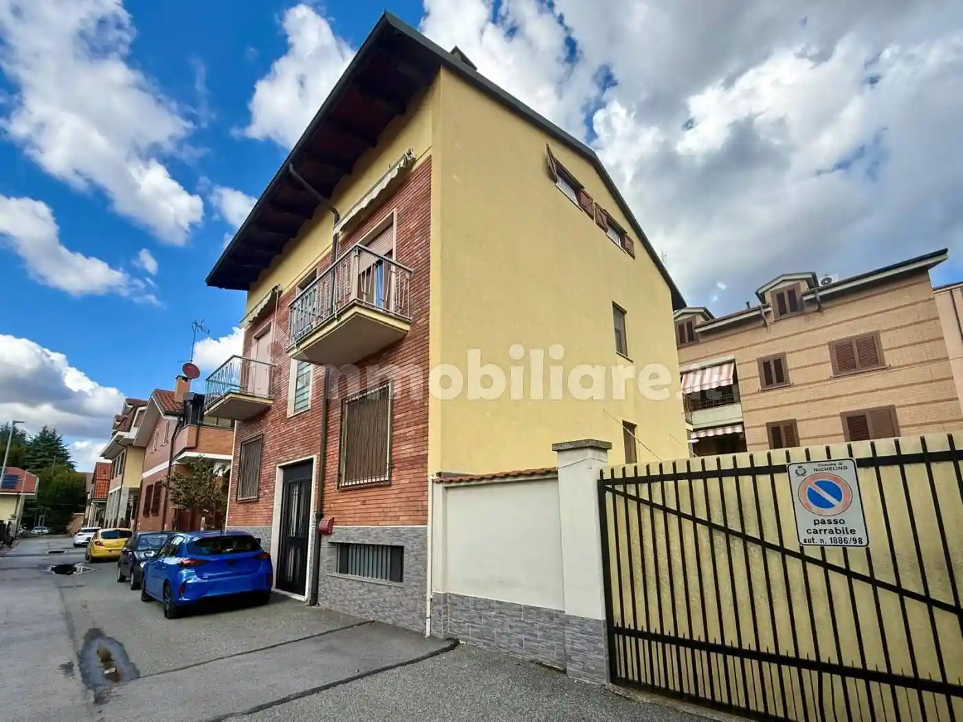 Palazzo - Edificio in vendita a Nichelino