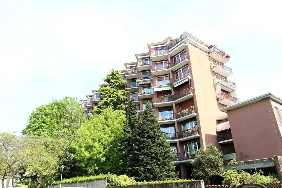 Appartamento in vendita a Novara