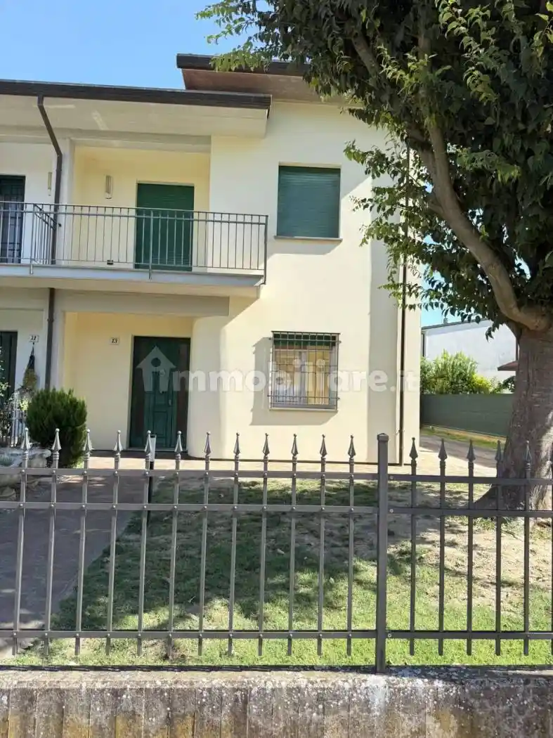 Villa in vendita a Lugo