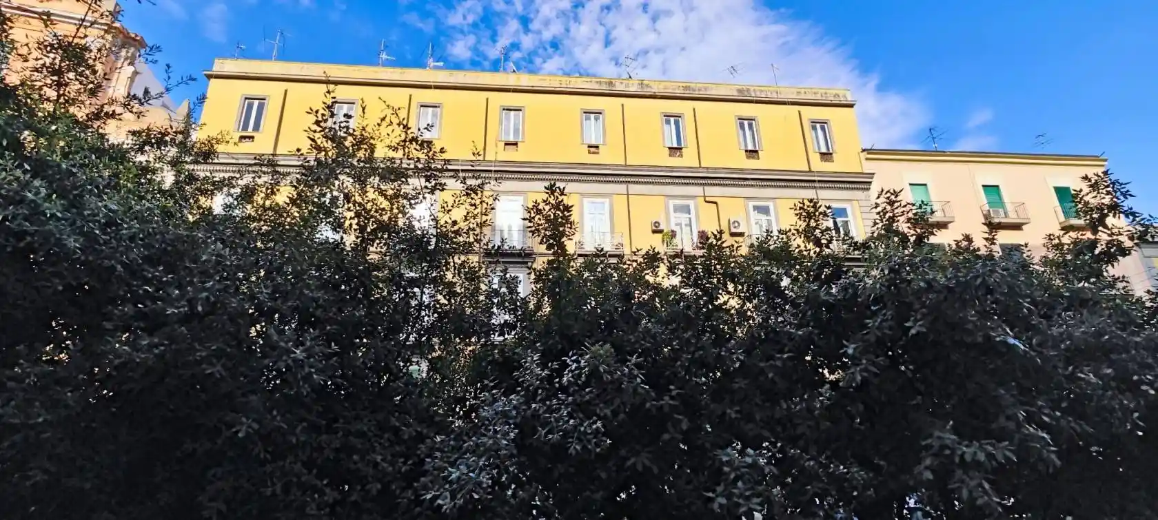 Appartamento in vendita a Napoli