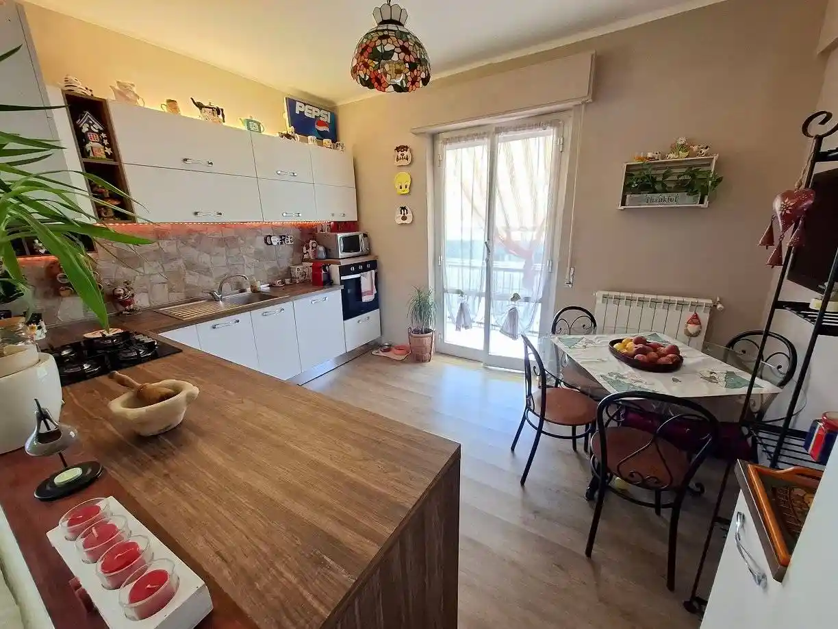 Casa indipendente in vendita a Lumarzo