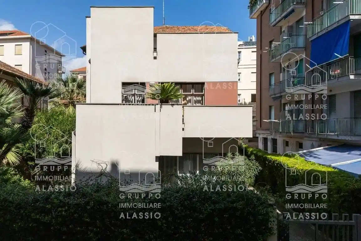 Villa in vendita a Alassio