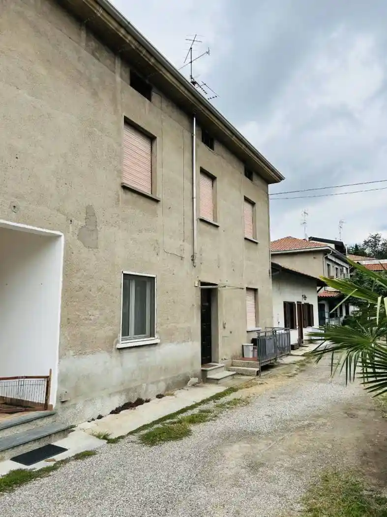 Casa indipendente in vendita a Cassano Magnago