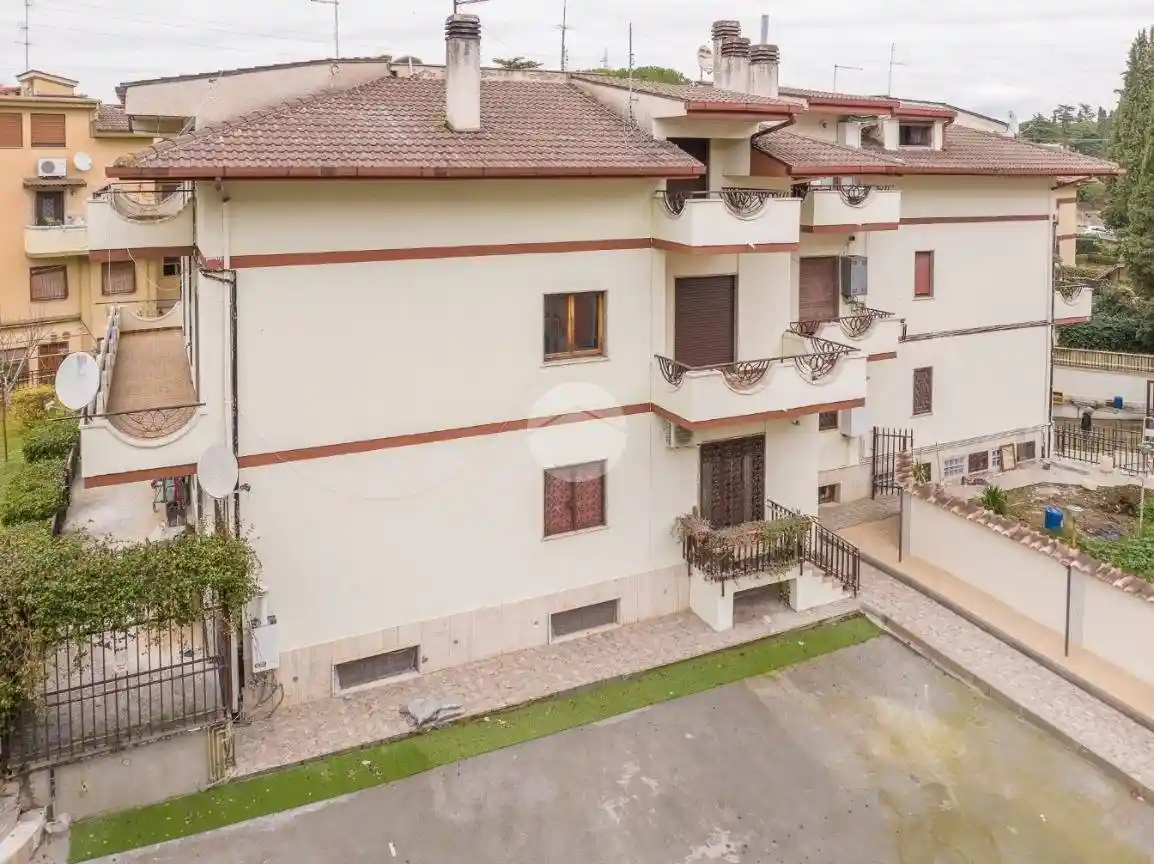 Appartamento in vendita a Guidonia Montecelio