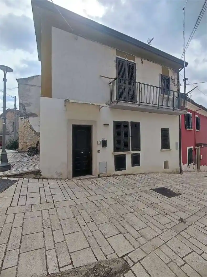 Casa indipendente in vendita a Sant'Angelo a Cupolo