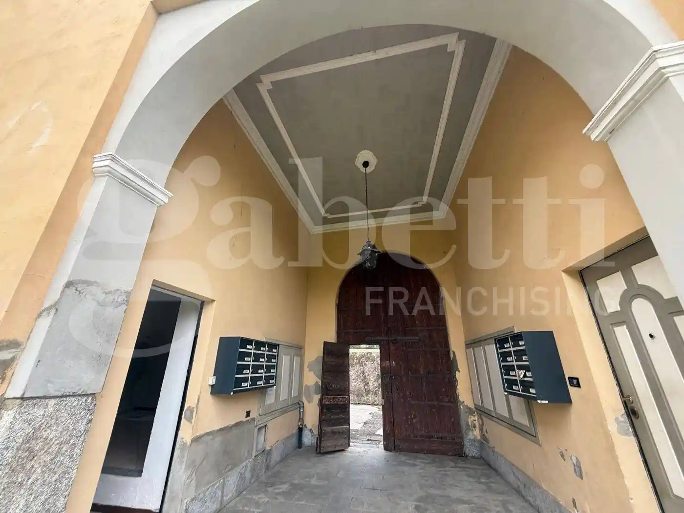 Appartamento in vendita a Erba