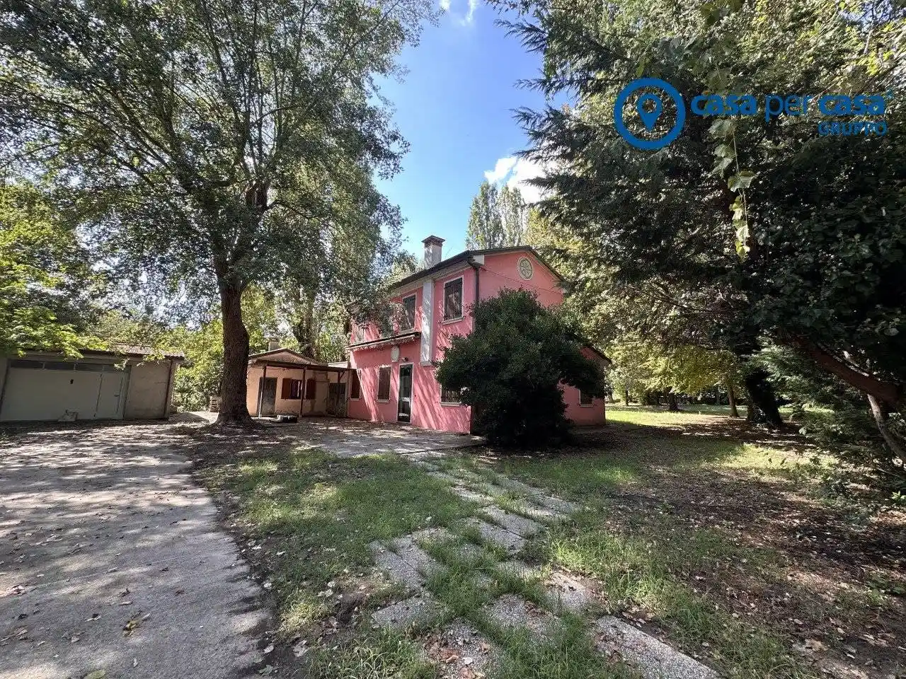 Casa indipendente in vendita a Gavello