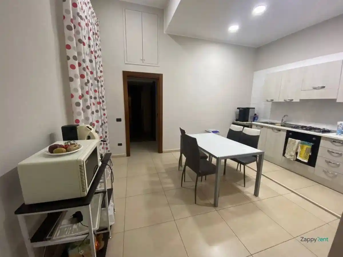 Appartamento in affitto a Napoli