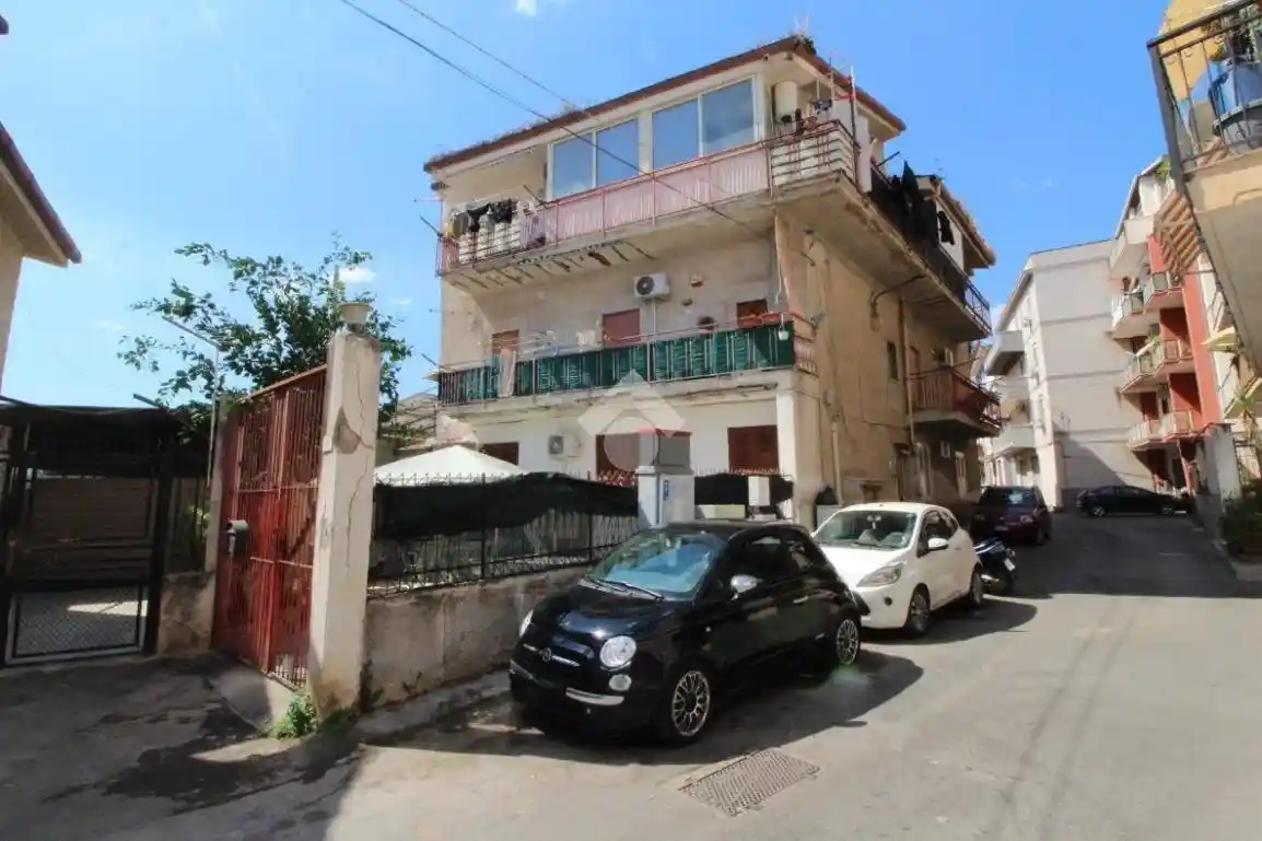 Appartamento in vendita a Palermo