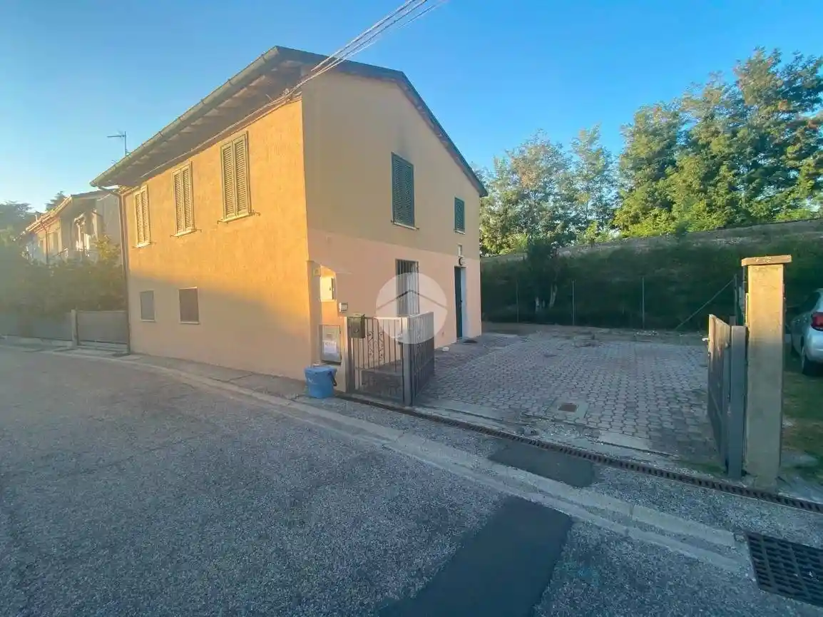 Villa in vendita a Lugo