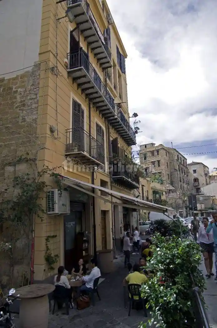 Appartamento in vendita a Palermo