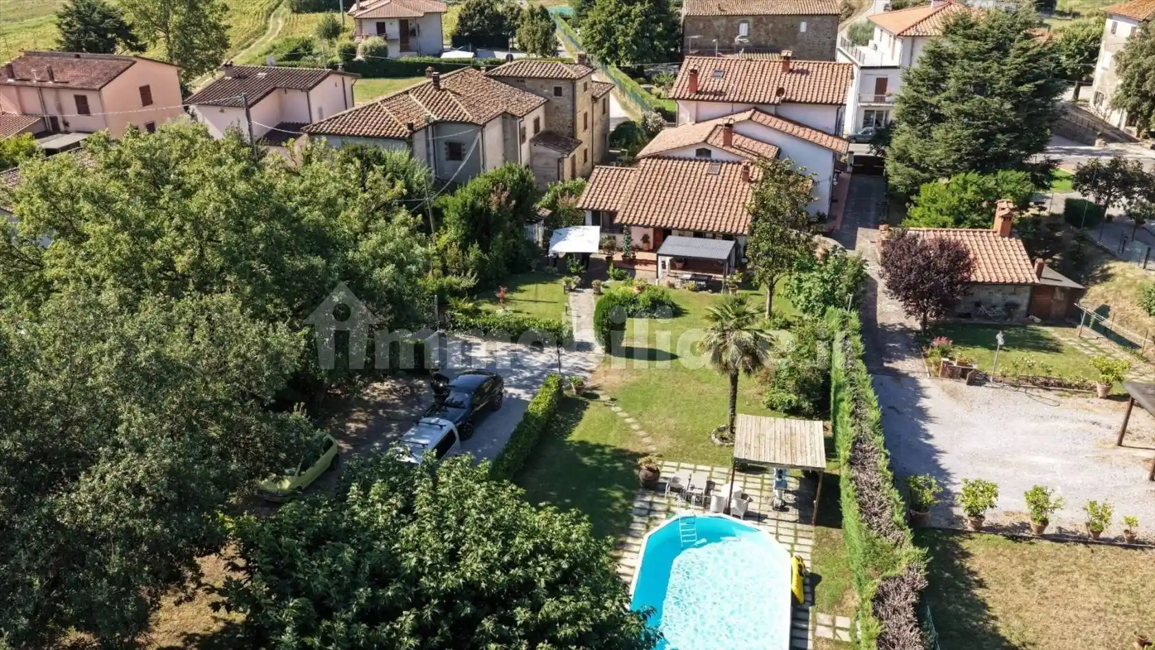 Villa in vendita a Cortona