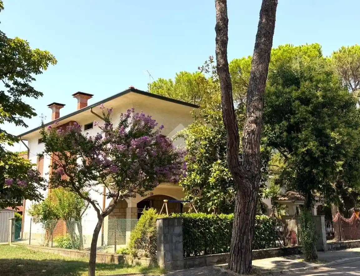 Villa in vendita a Lugo