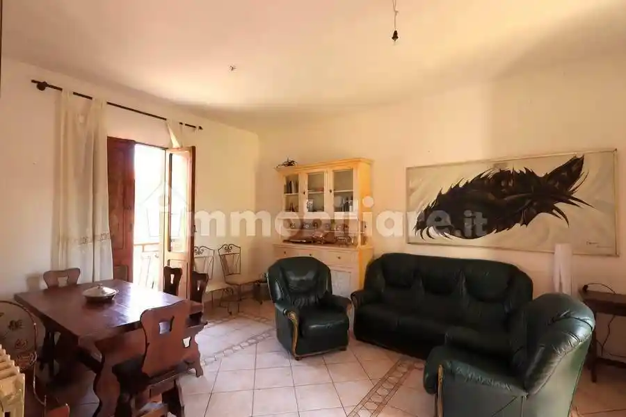 Appartamento in vendita a Sinalunga