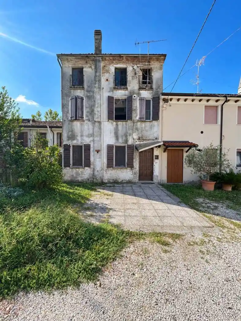 Casa indipendente in vendita a Bagnolo San Vito