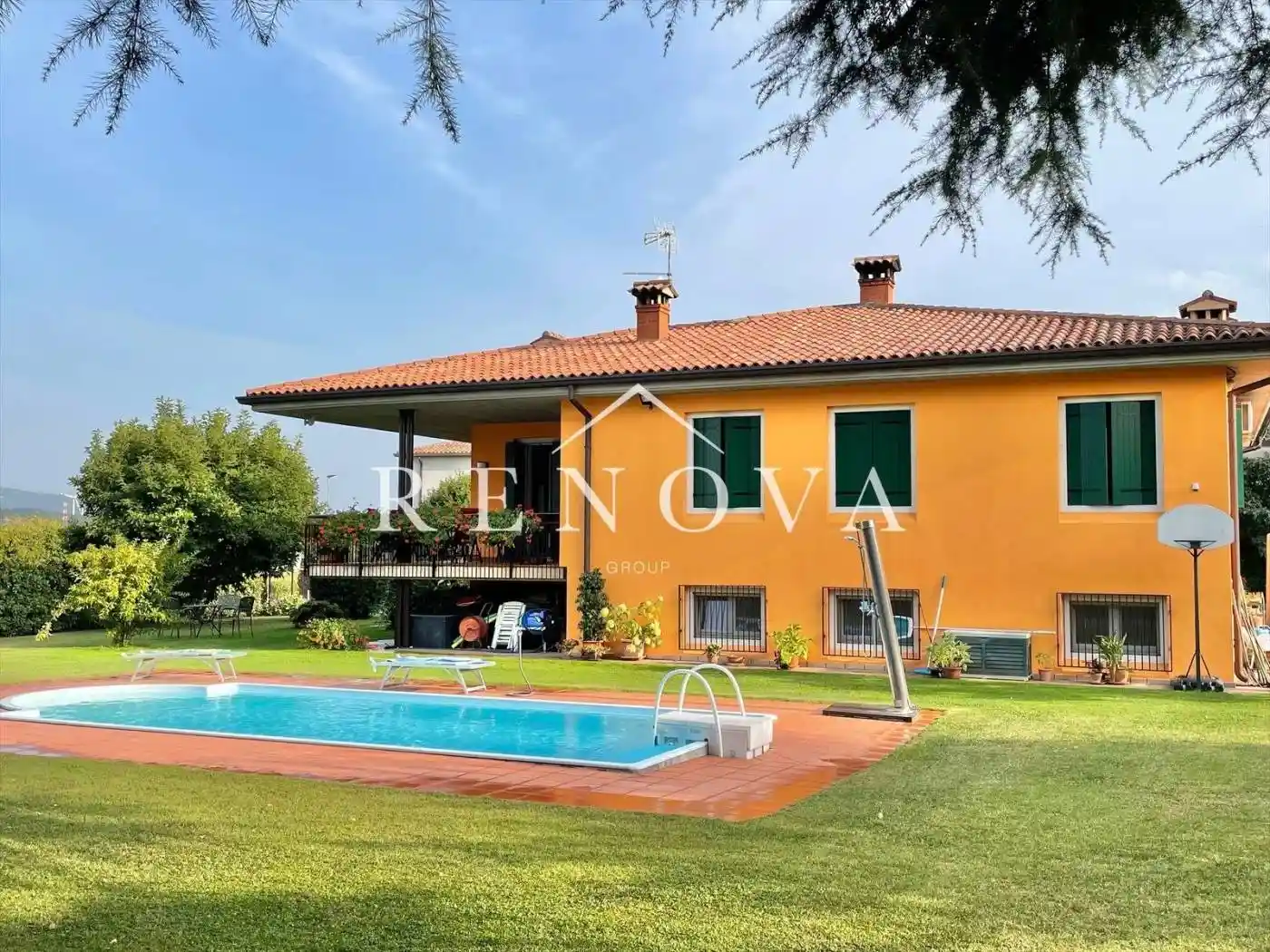 Villa in vendita a Costermano sul Garda