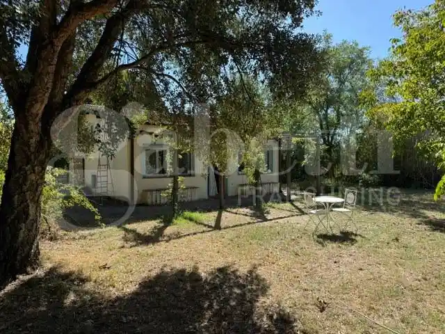 Casa indipendente in vendita a Bassano in Teverina