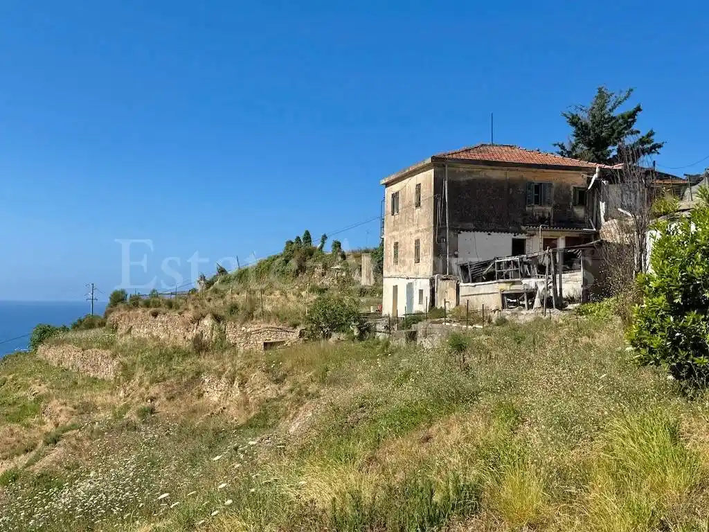 Rustico - Casale in vendita a Ospedaletti