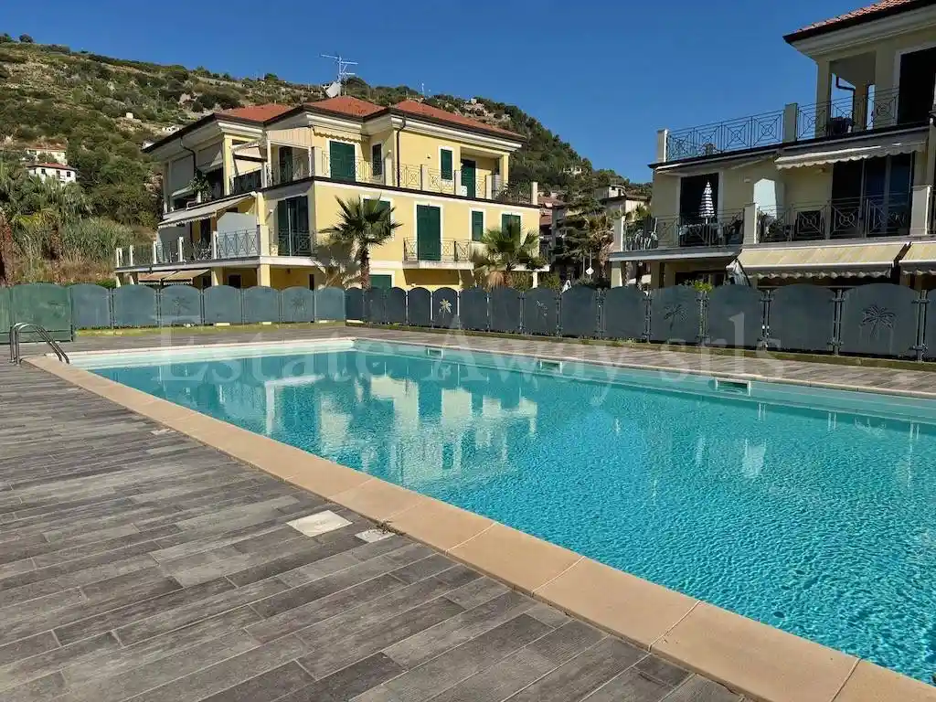 Appartamento in vendita a Bordighera