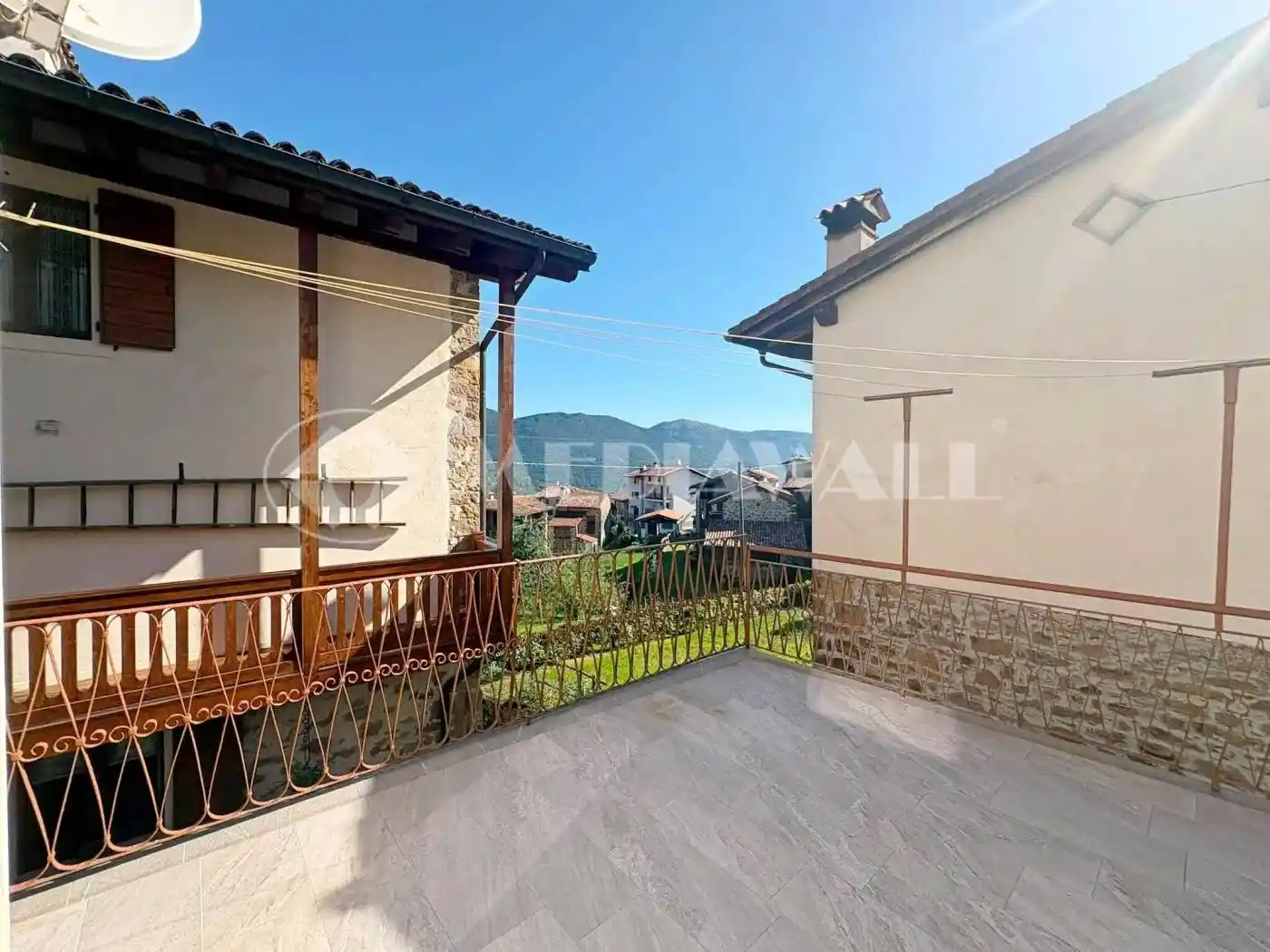 Villa in vendita a Frisanco