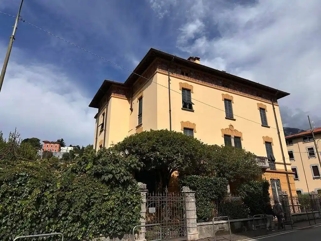 Appartamento in vendita a Menaggio
