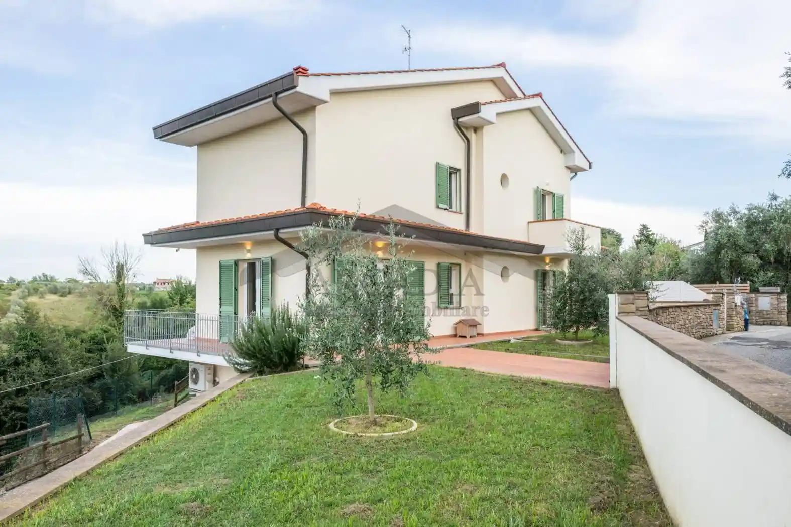 Villa in vendita a Casciana Terme Lari