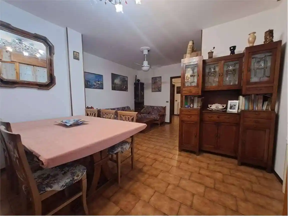 Appartamento in vendita a Modena