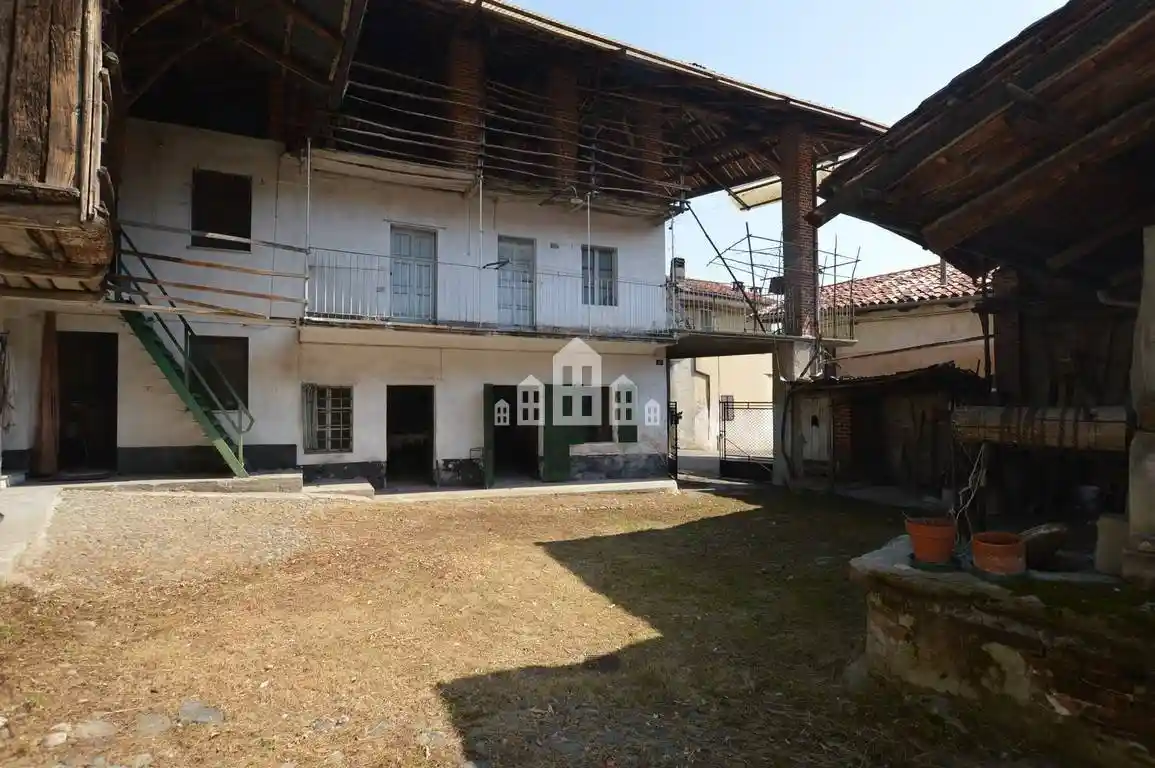 Casa indipendente in vendita a Baldissero Canavese