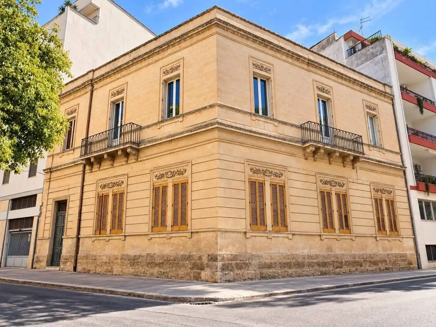 Palazzo - Edificio in vendita a Lecce