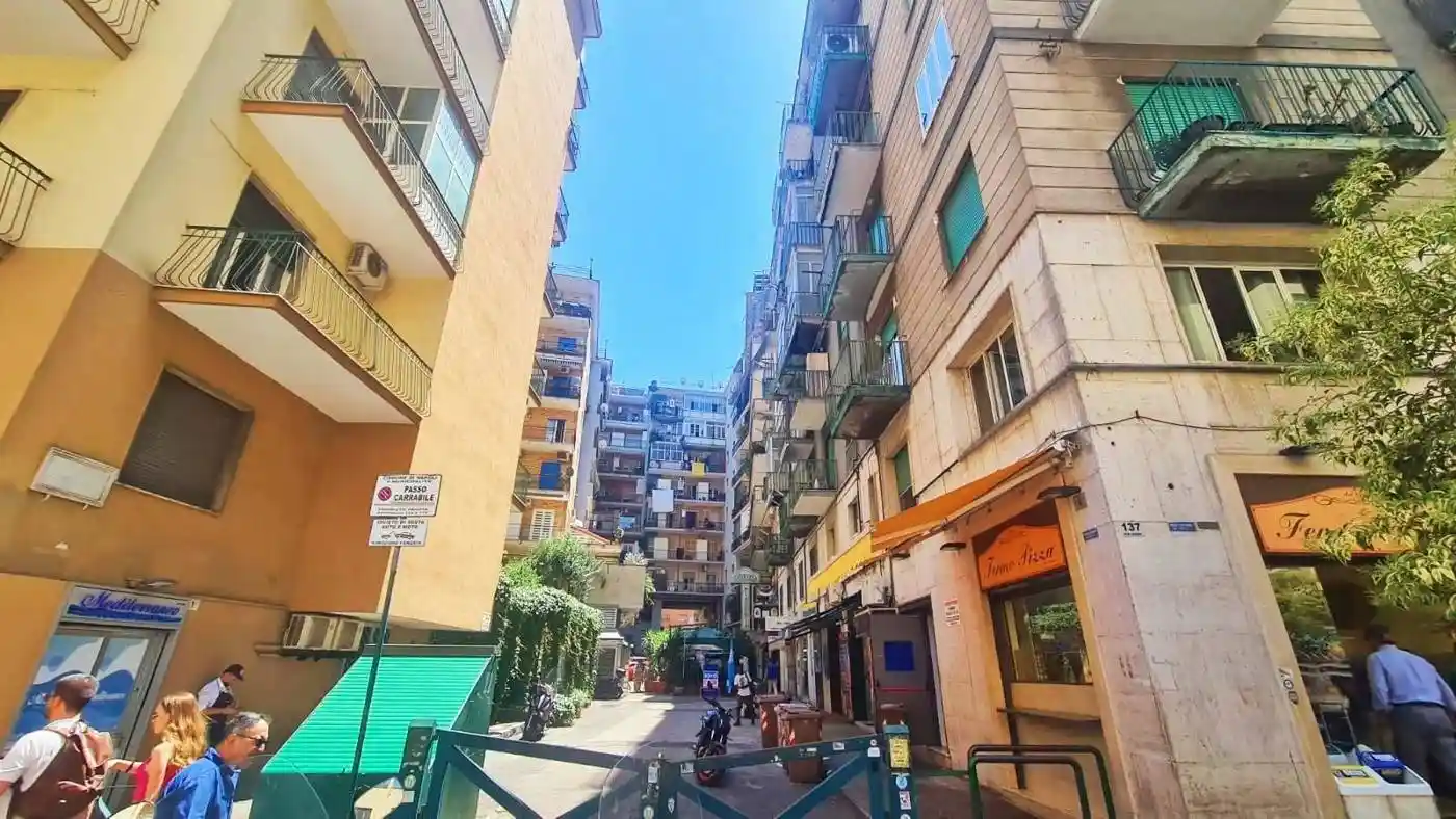 Appartamento in affitto a Napoli