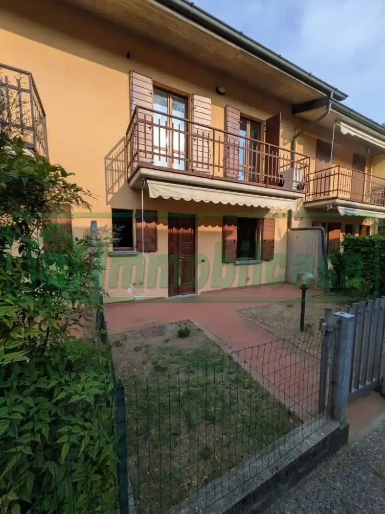 Villetta a schiera in vendita a Seriate