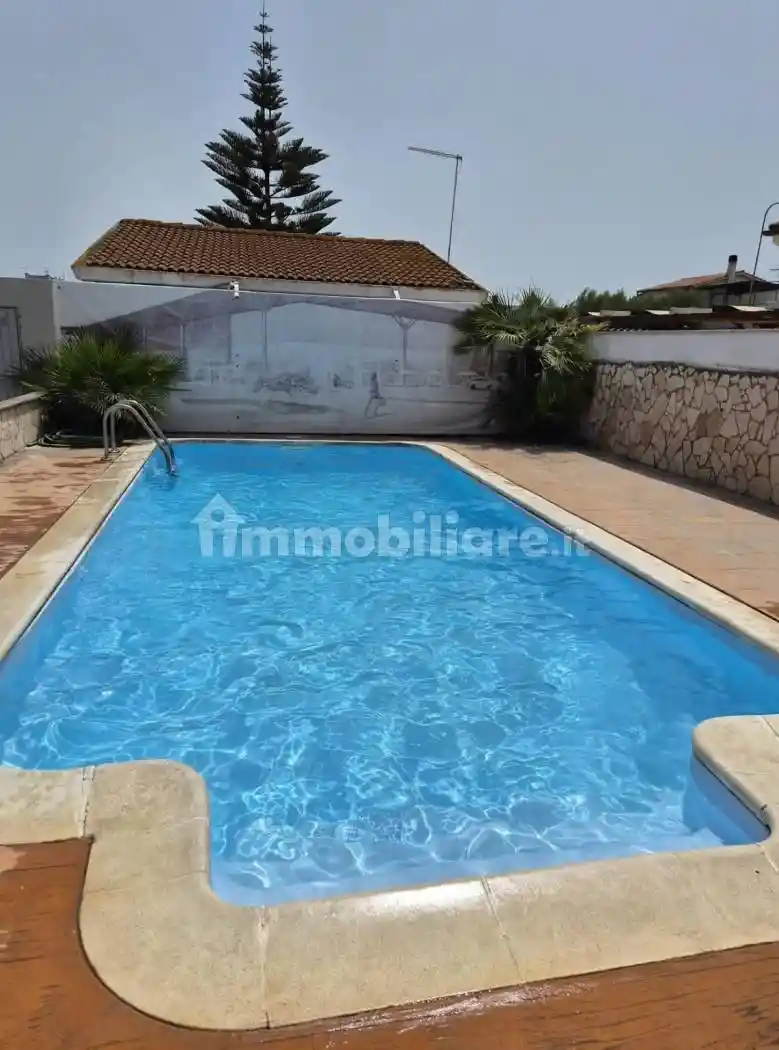 Villa in vendita a Fiumicino