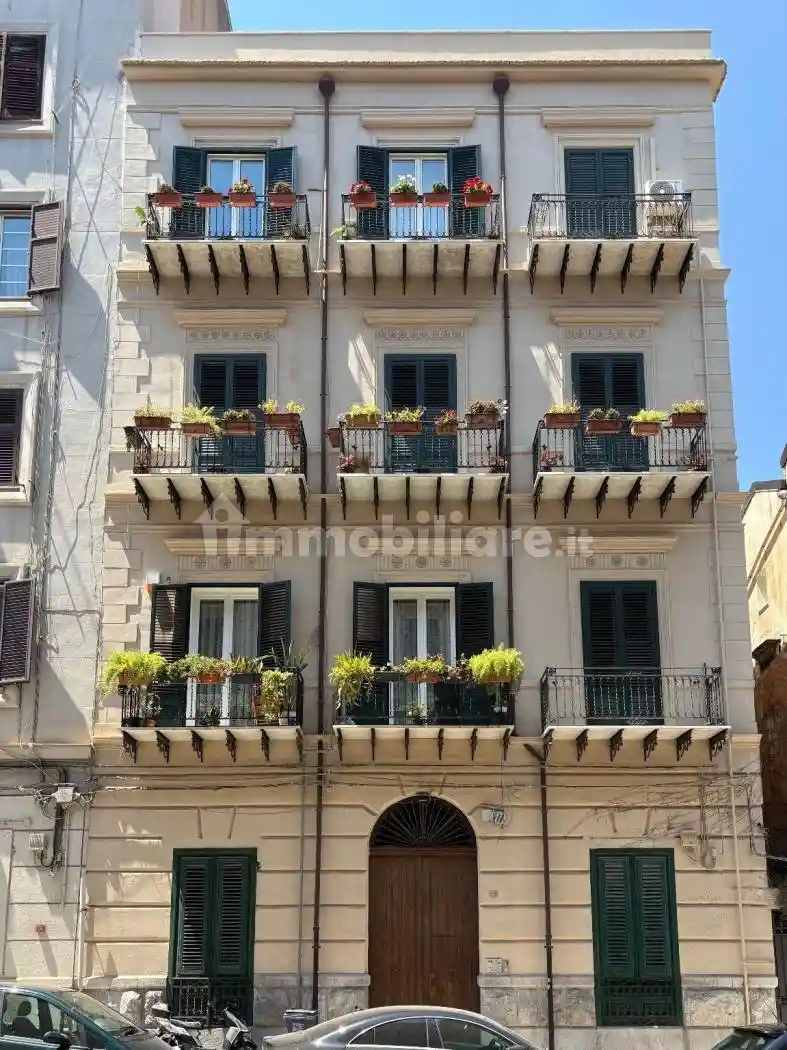 Appartamento in affitto a Palermo