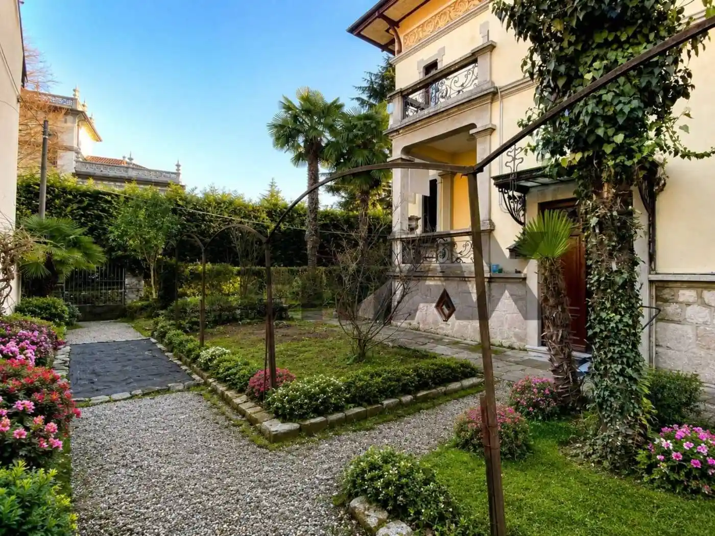 Villa in vendita a Lesa