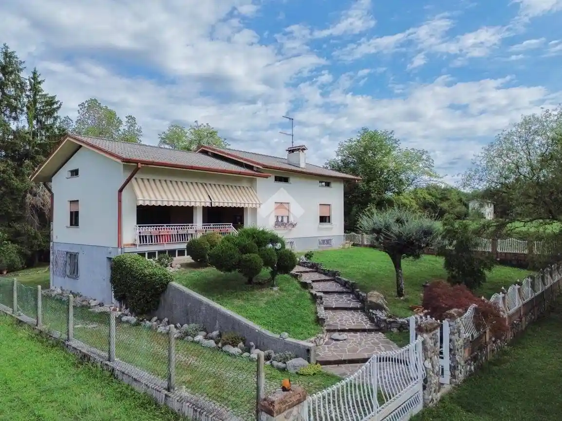 Villa in vendita a Fagagna
