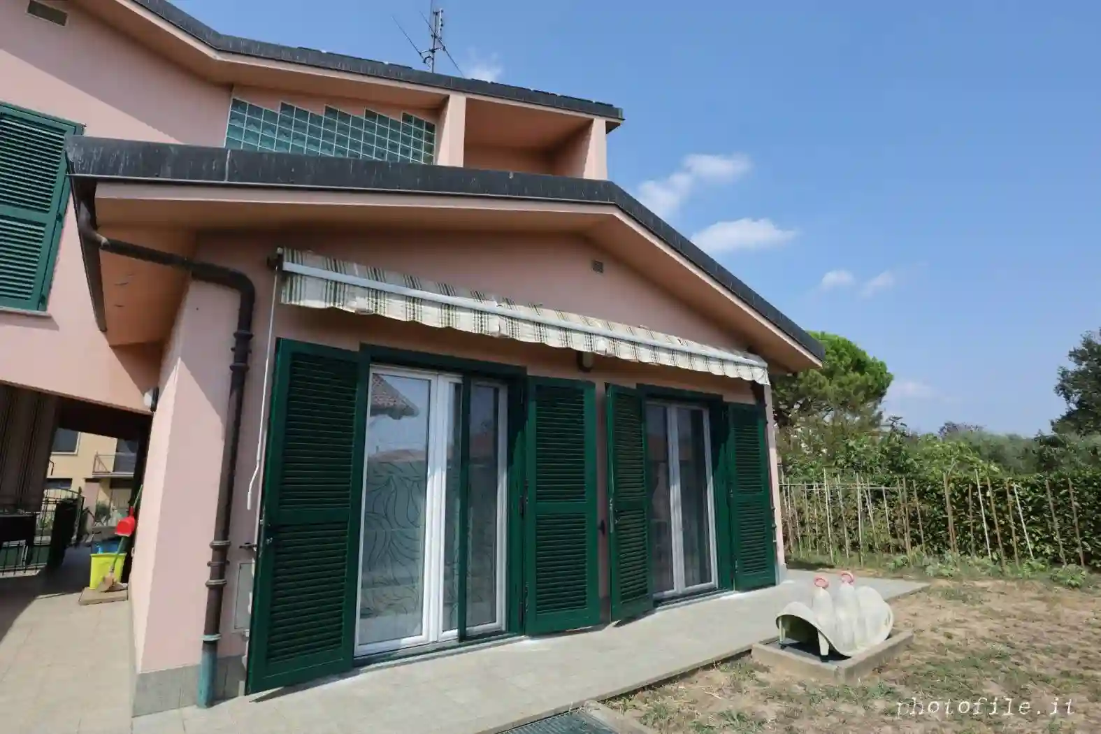 Villa - foto 2