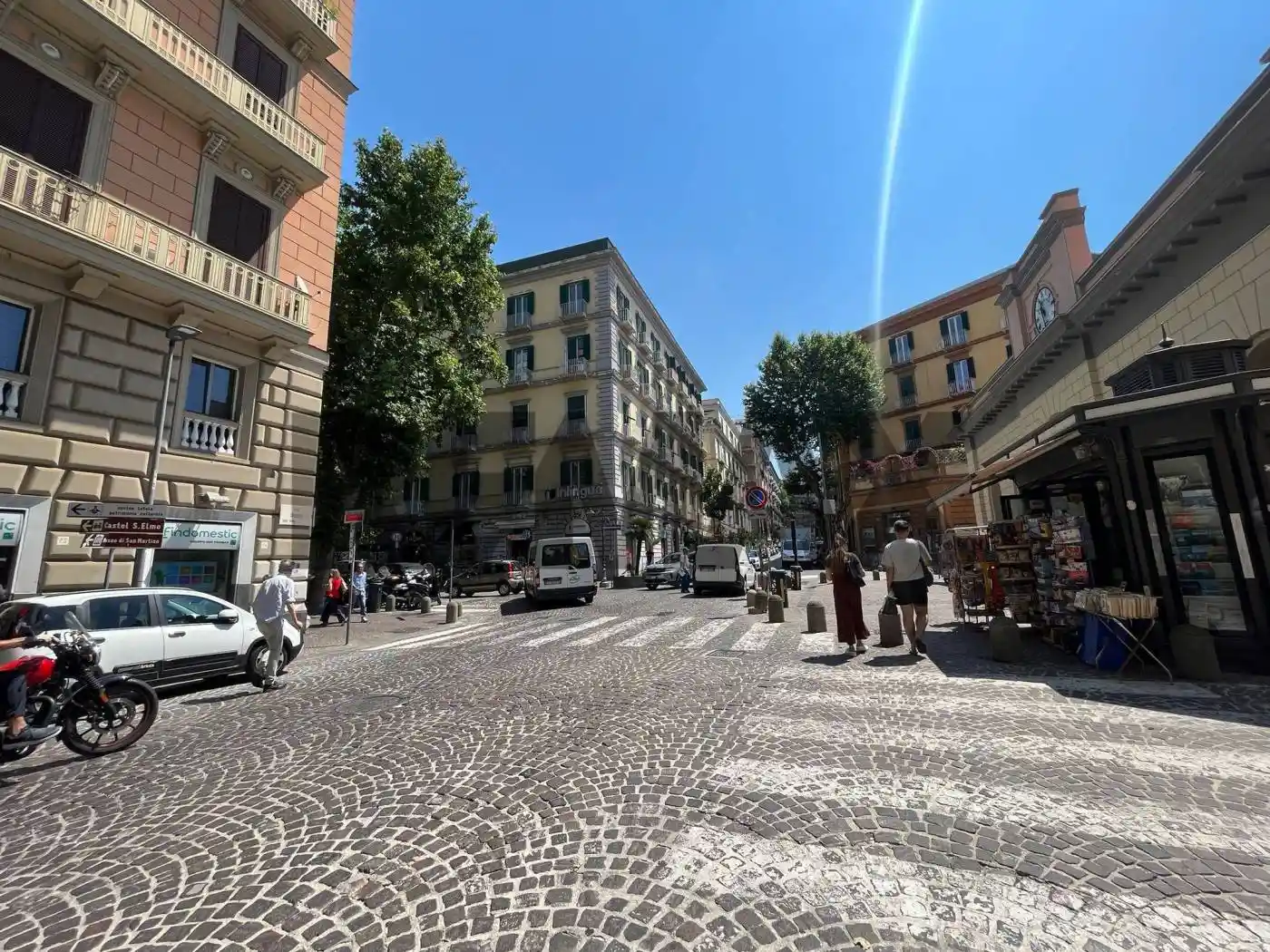 Appartamento in vendita a Napoli