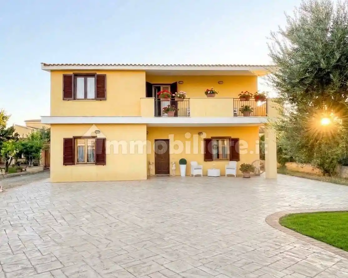 Villa in vendita a Ladispoli