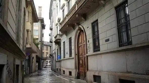 Palazzo - Edificio in vendita a Milano