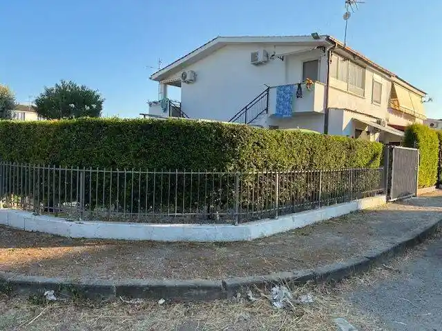 Appartamento in vendita a Cropani