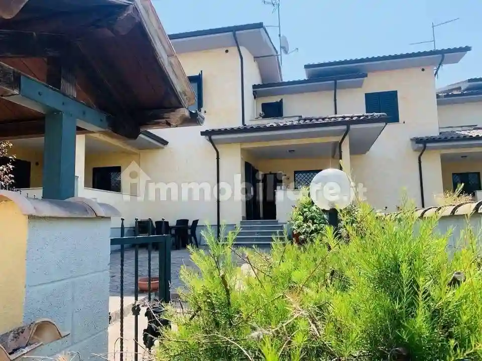 Villetta a schiera - foto 2