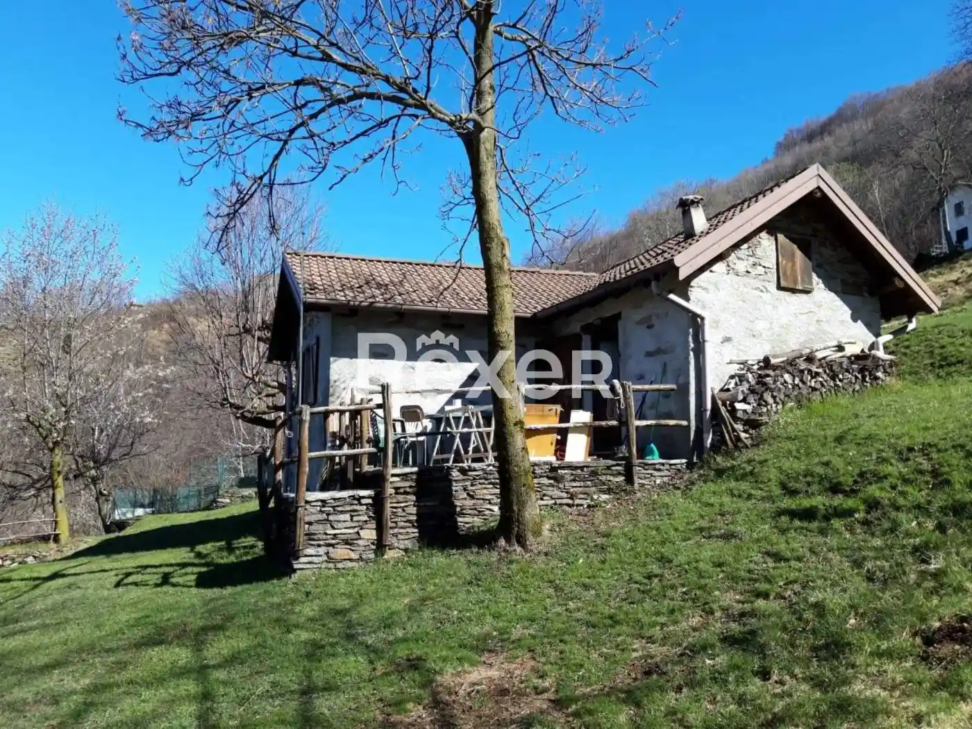 Rustico - Casale in vendita a Aurano