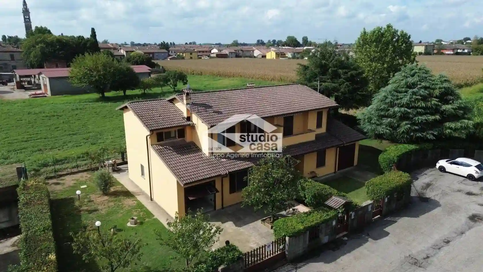 Villa - foto 2