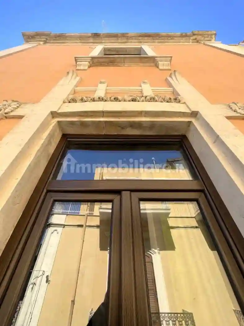 Palazzo - Edificio - foto 2