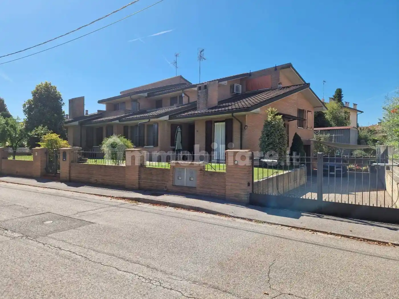 Casa indipendente in vendita a Terre del Reno